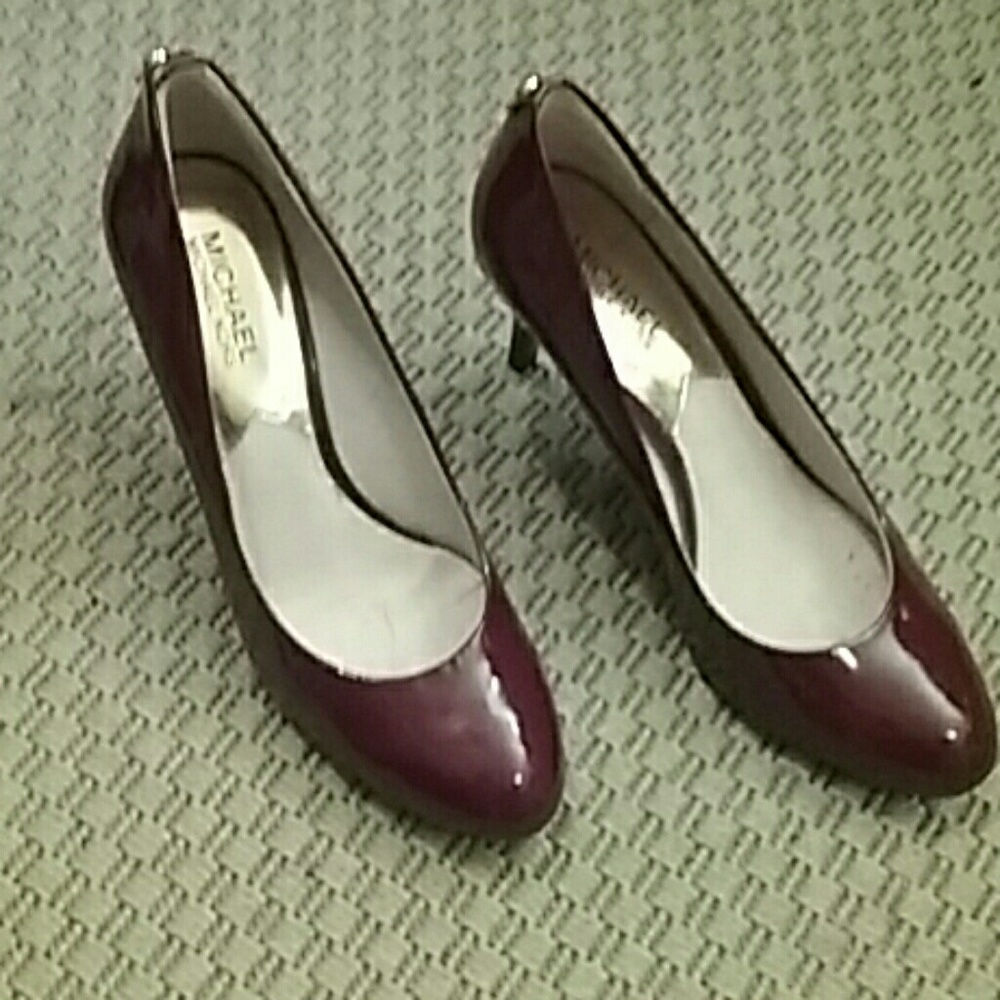 Michael Kors pumps