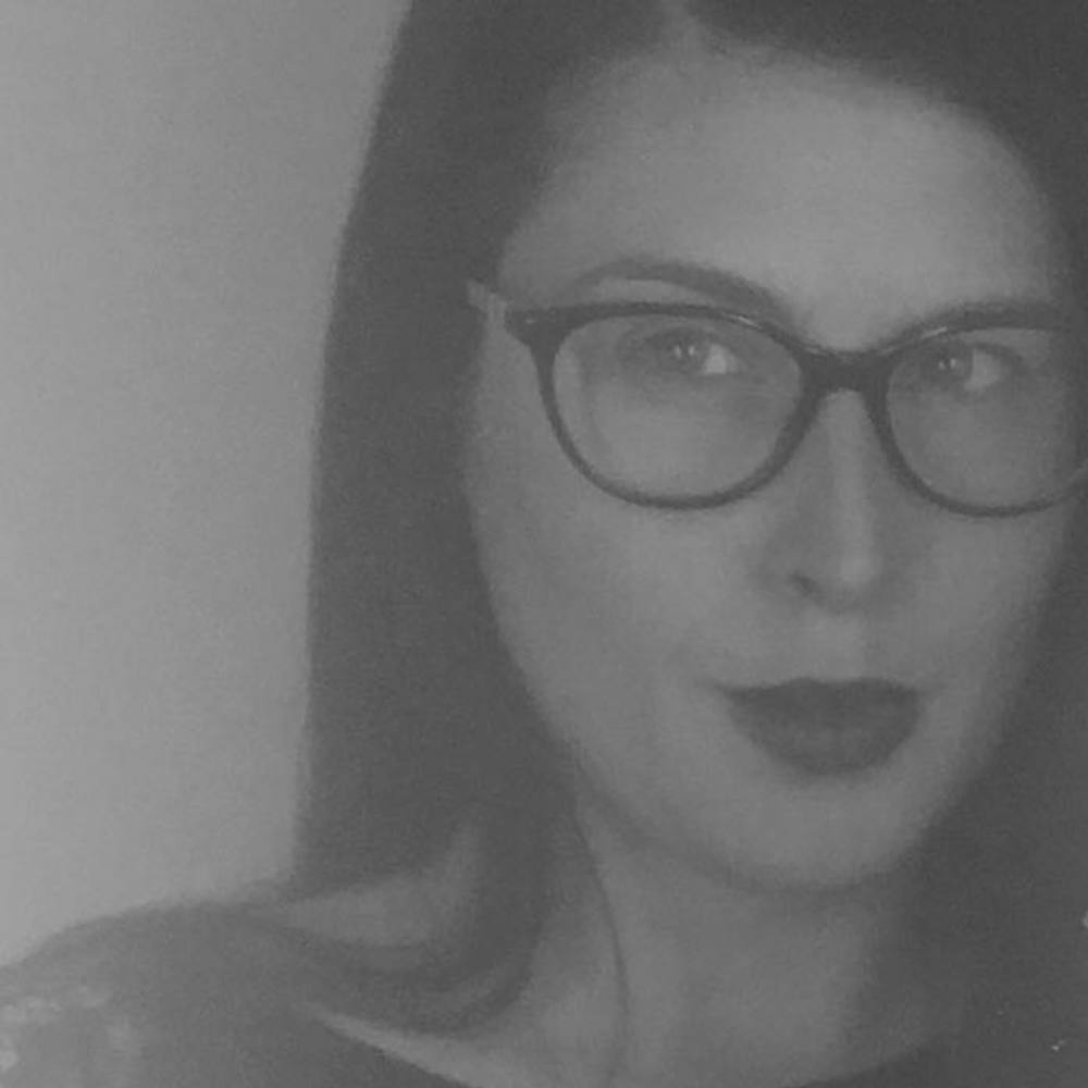 Meet your Posher, Elena