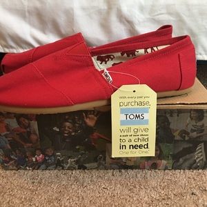 Red Toms
