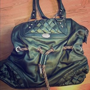 Green shoulder bag