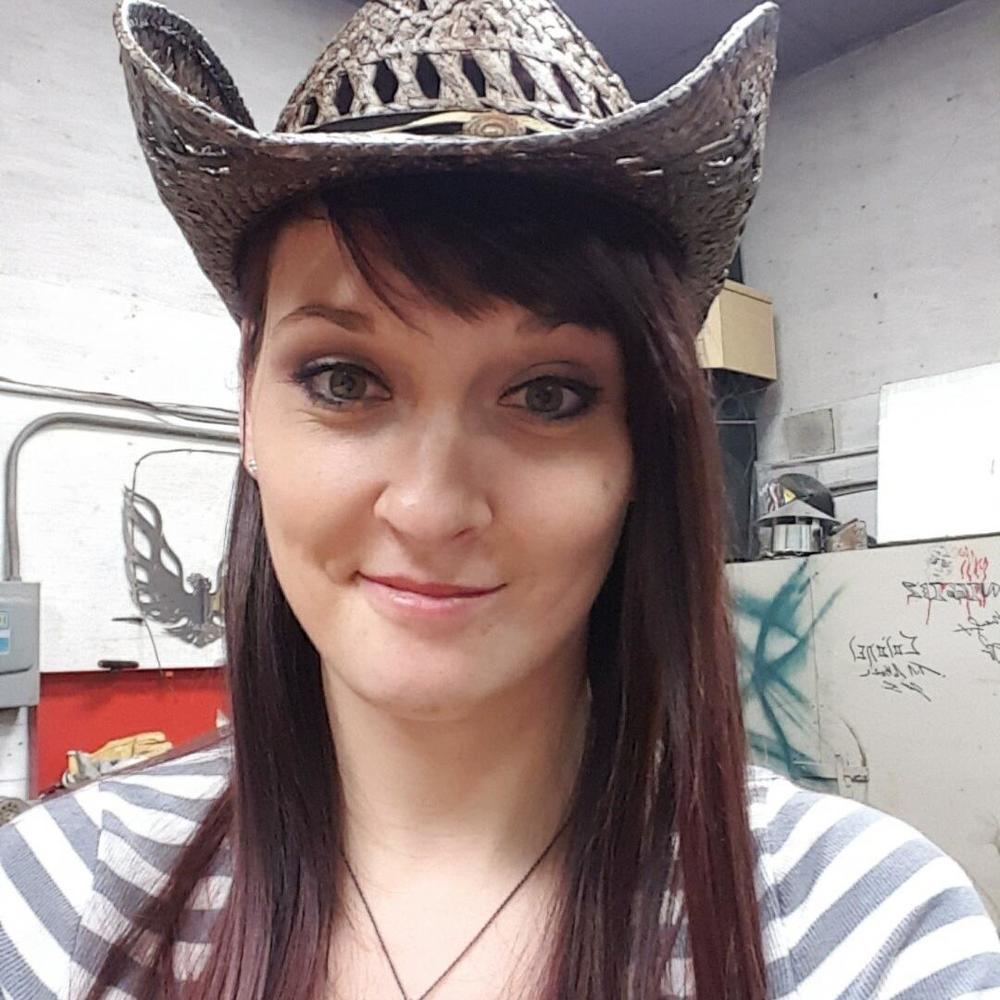 Meet your Posher, Krystal