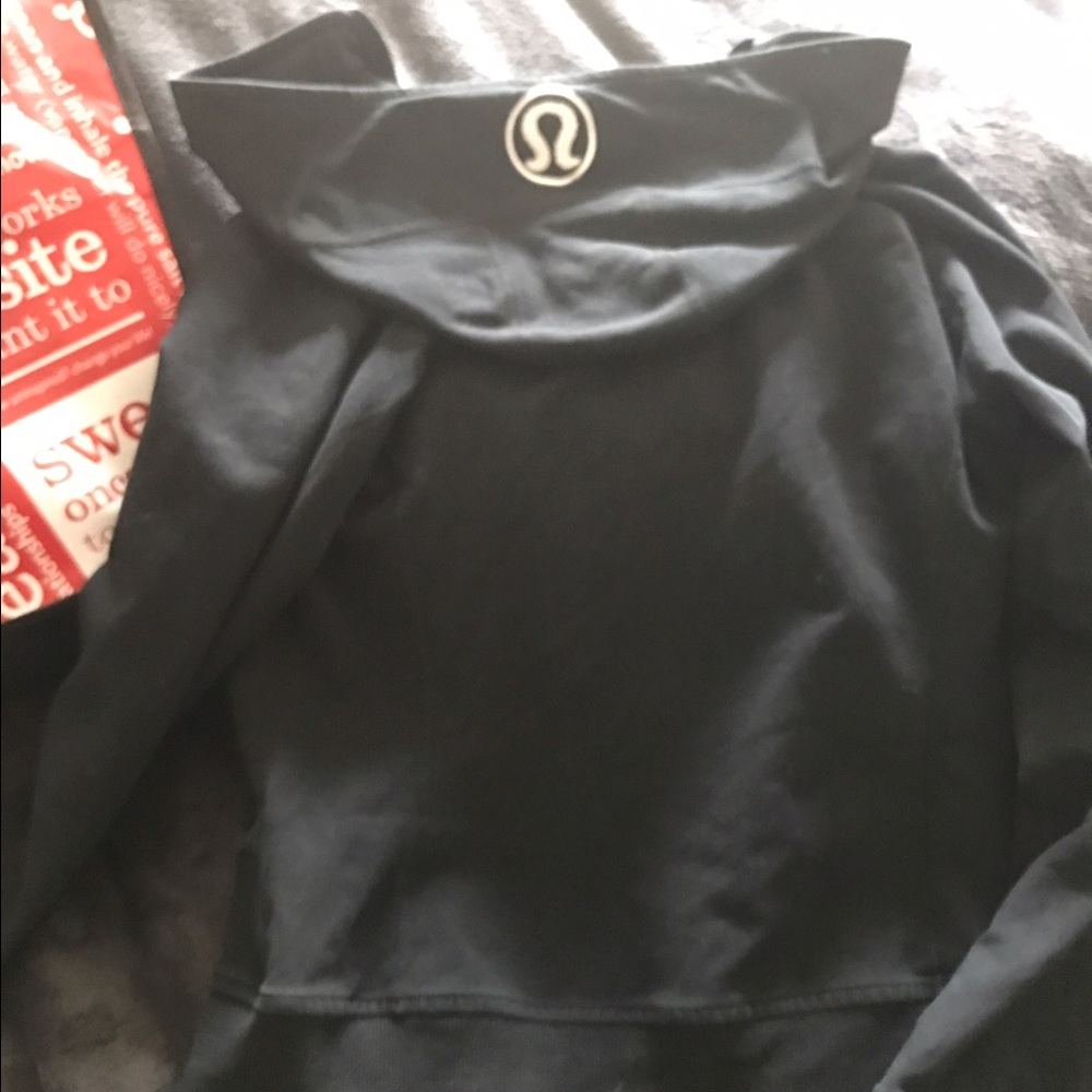 Lululemon Remix Hoodie size 6