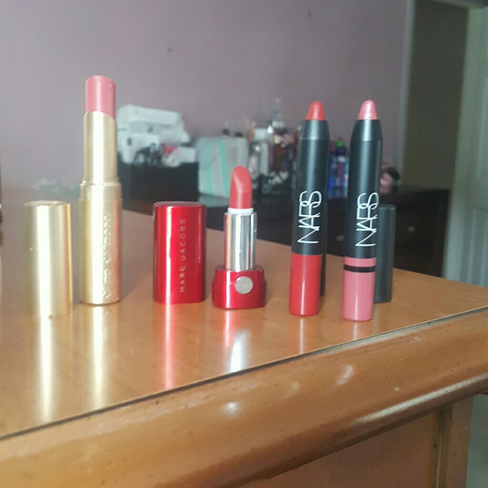 Bundle of 5 high end lipsticks