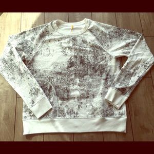 Lucy Long Sleeve Crew Sweatshirt - blk/wht print