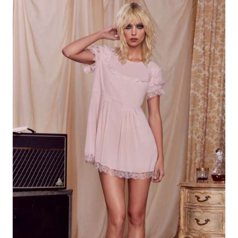 Nasty gal Love, Courtney collection