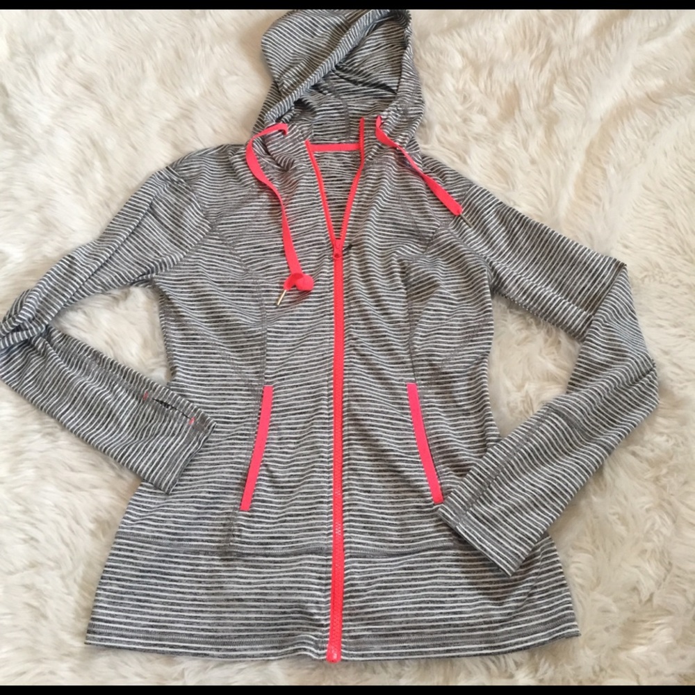 Lukka (Lululemon styled) zip hoodie w thumbholes