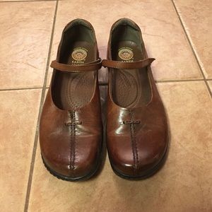 Brown Leather Mary Janes