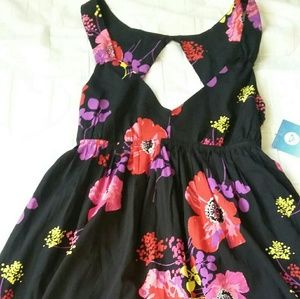 Brand new Roxy floral mini dress
