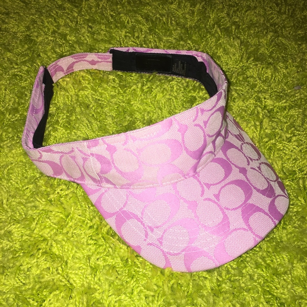 PINK COACH VISOR 👚💗