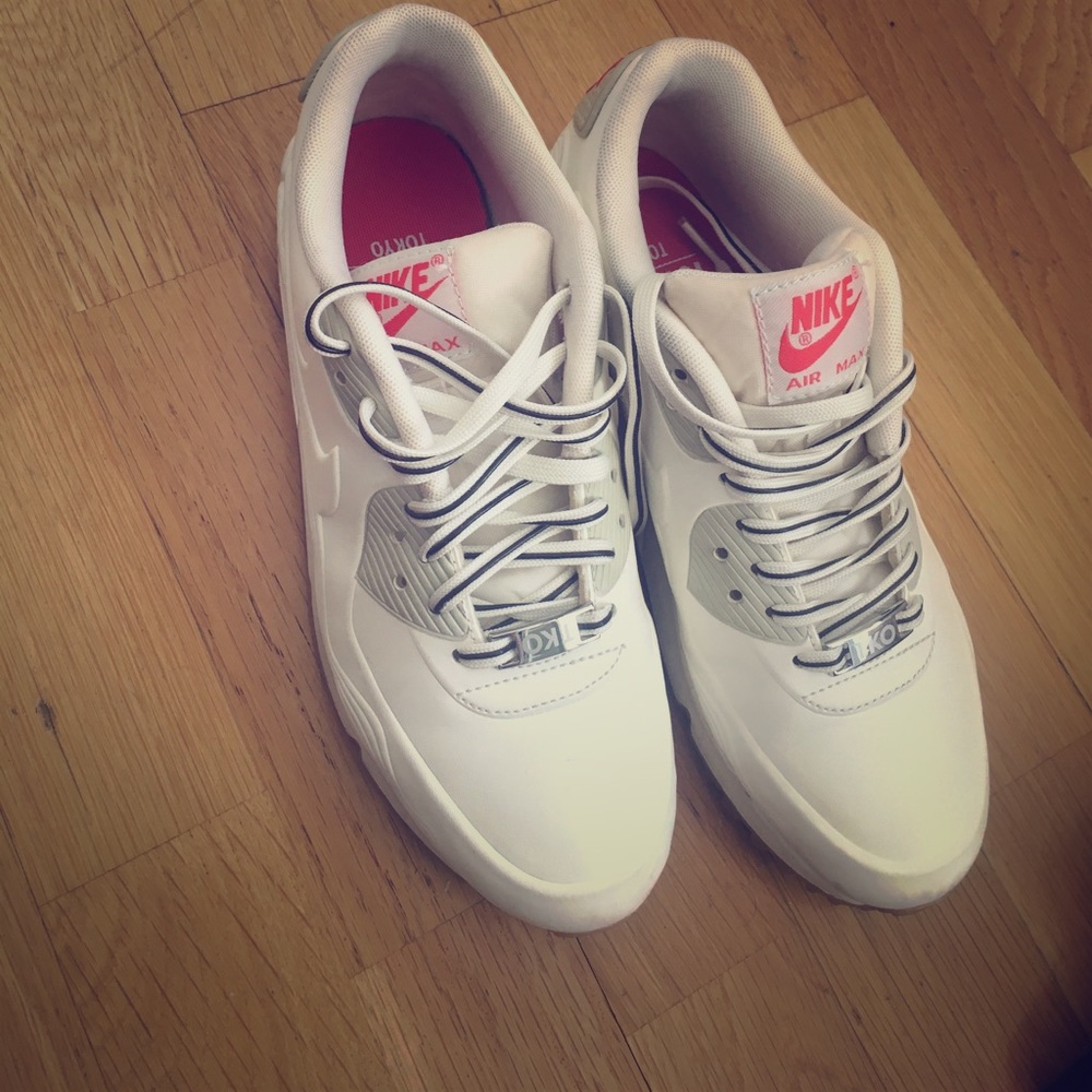 LIMITED EDITION NIKE AIRMAX TOKYO RARE