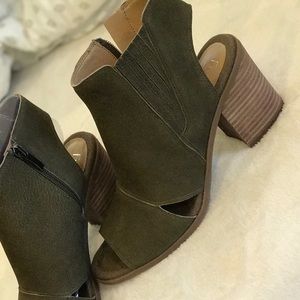 Franco Sarto Open Toe Bootie