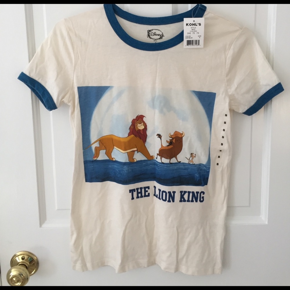 New!! Lion King T-Shirt