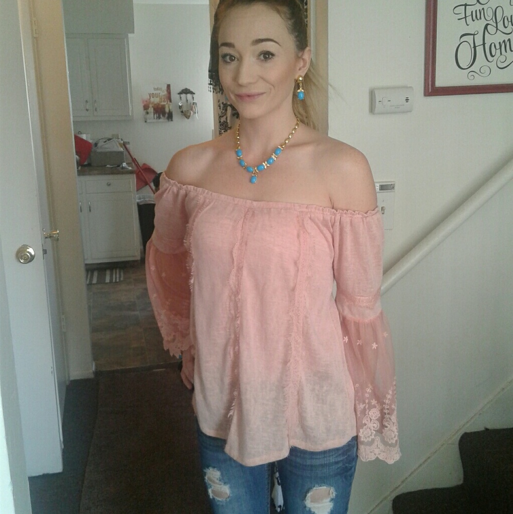 Meet your Posher, Casandra