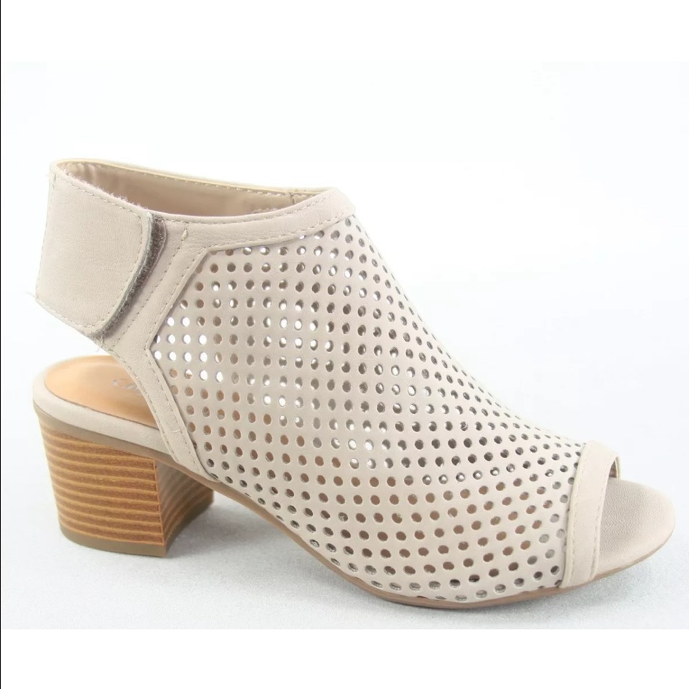 Classy summer sandals