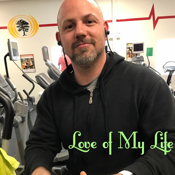 Meet your Posher, Kristi - Picture 3 of 8