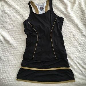 Black and gold Bollé tennis outfit