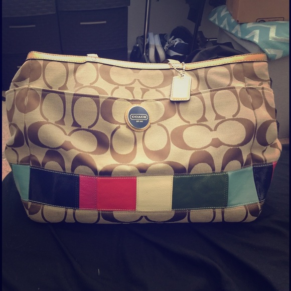 Coach Handbags - Large Coach bag