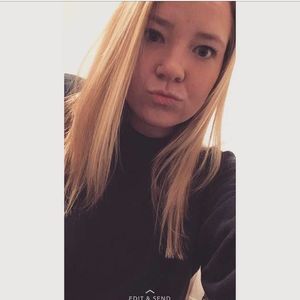 Meet your Posher, Paige