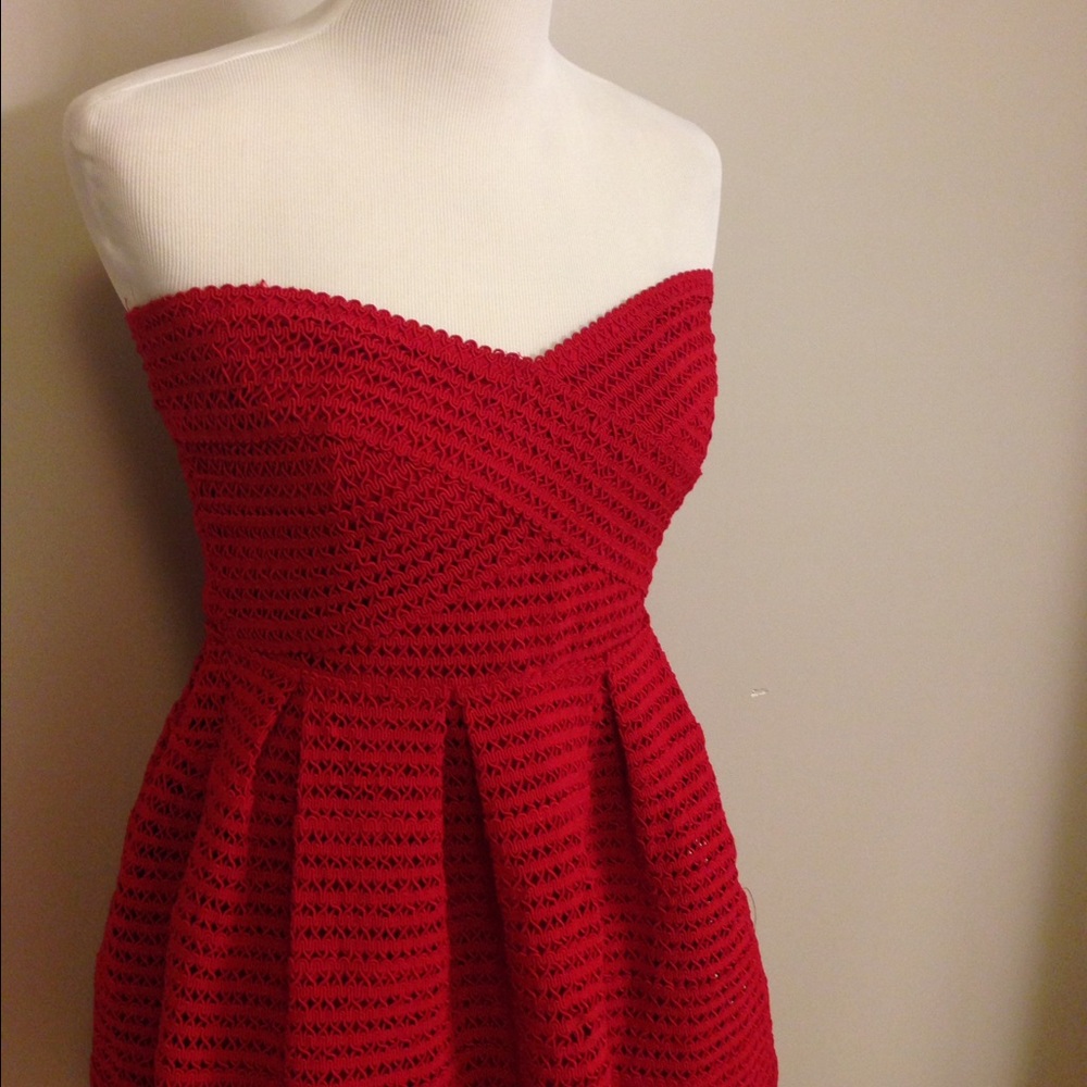 Red strapless Dress
