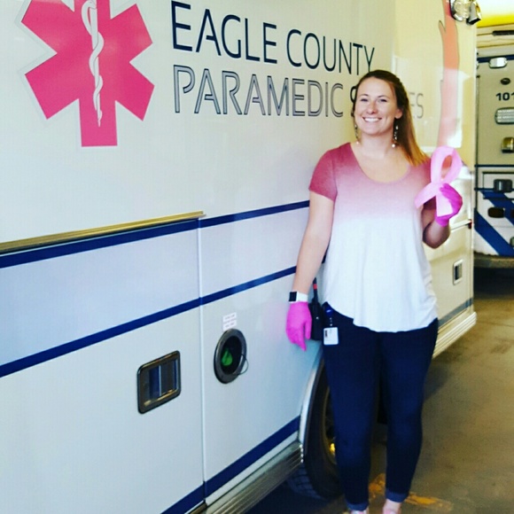 Meet your posher! - Picture 2 of 2