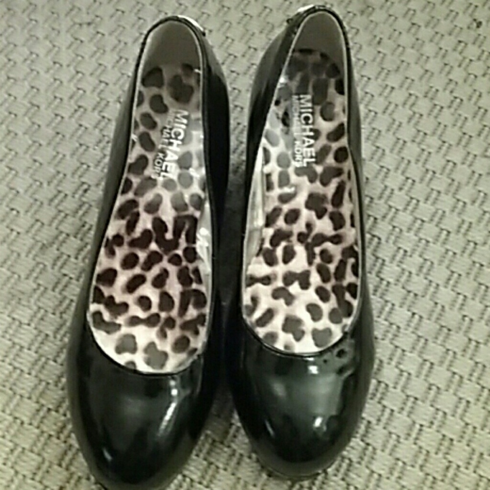 young ladies shoes