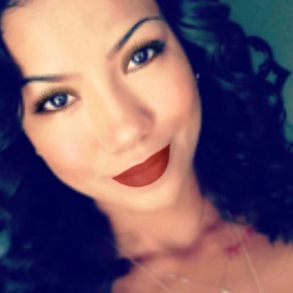 Meet your Posher, Simplymeboutiq