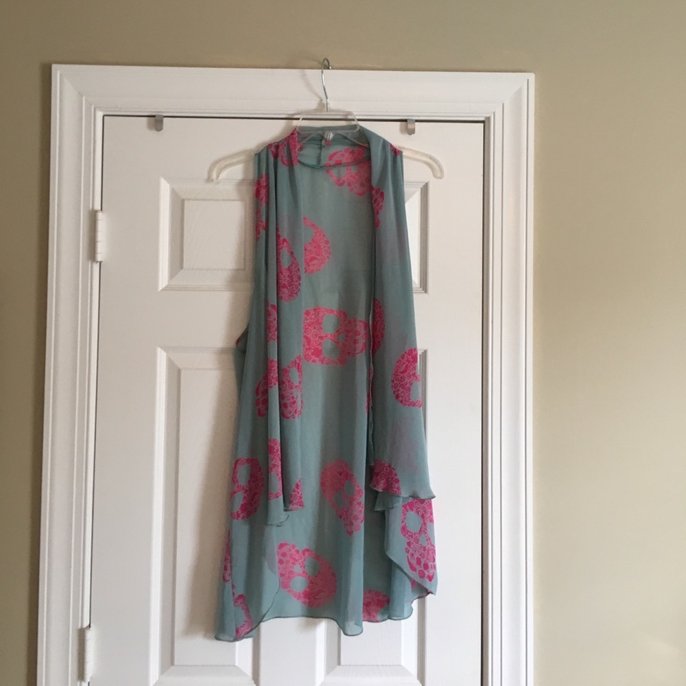 Karlie skull flowy vest