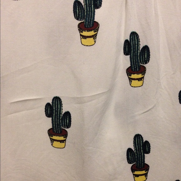 Cactus blouse 🌵 - Picture 2 of 2