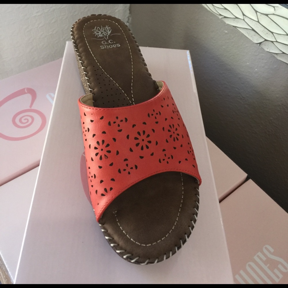 GC Shoes scarlet open toe wedge sandal