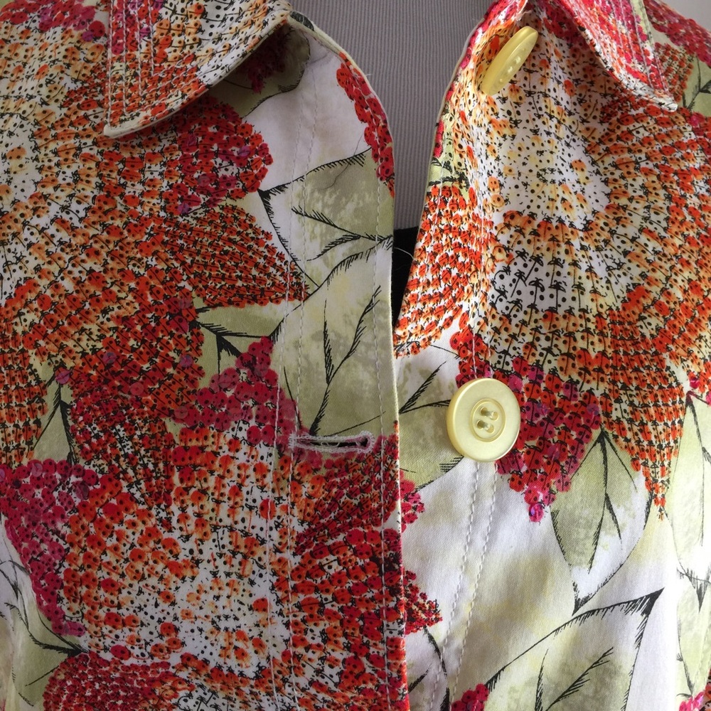 Floral Jacket Chicos sizing