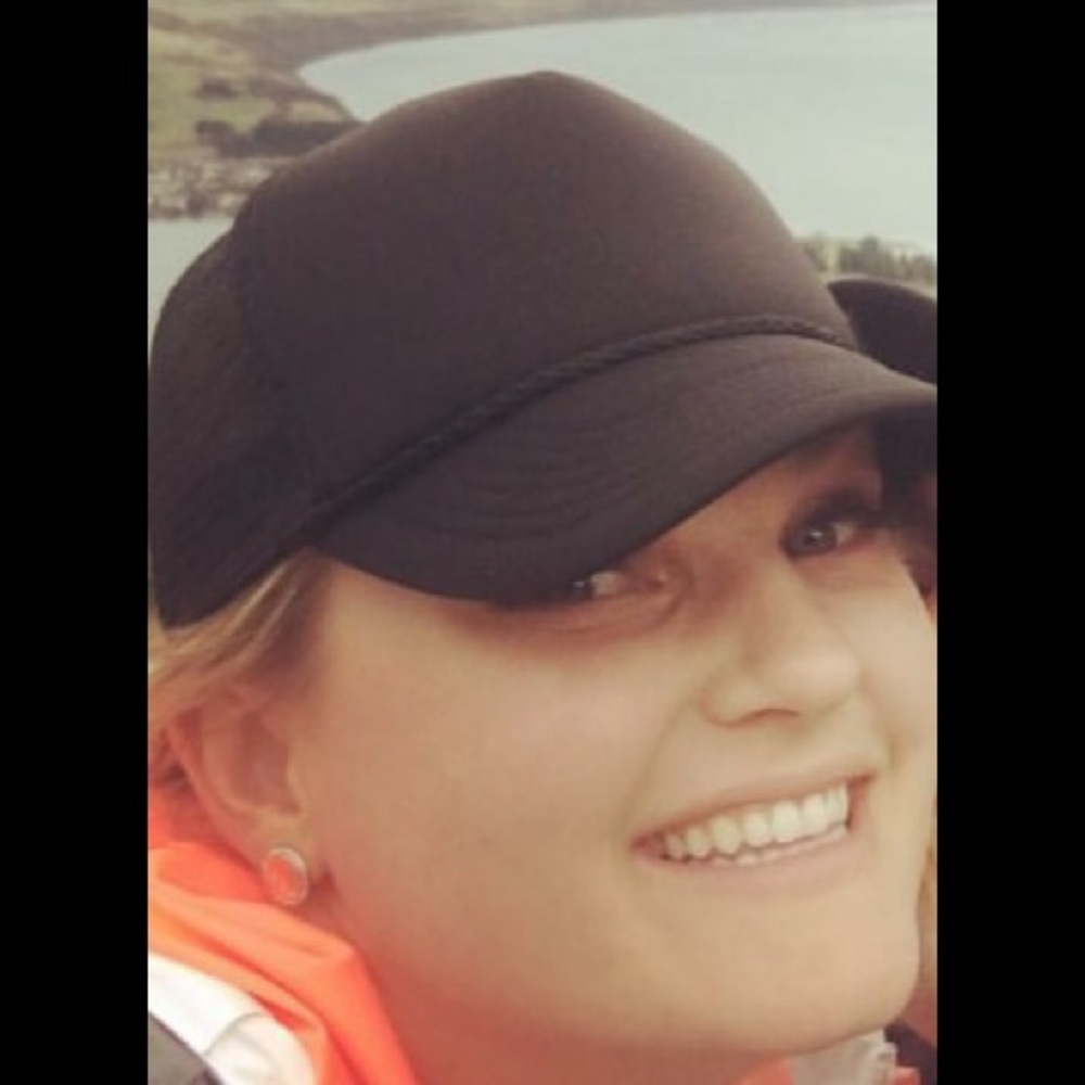 Meet your Posher, Lauren