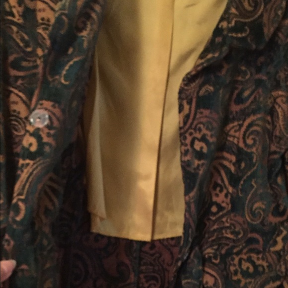 Boutique vintage inspired trenchcoat - Picture 3 of 4