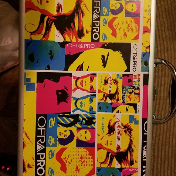 Ofra Pro Eyeshadow Palette Case - Picture 2 of 3