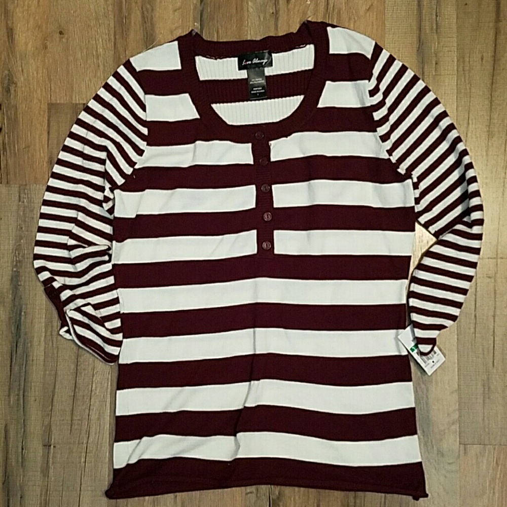 Sweater NWT