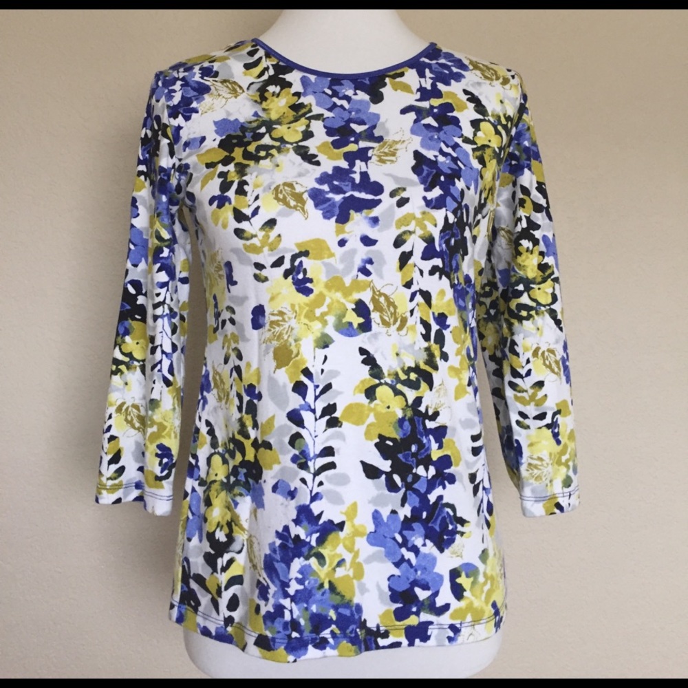 Soft cotton 3/4 sleeve blouse