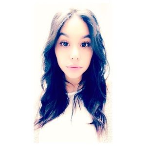 Meet your Posher, Kendra