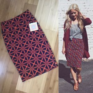 ✨SALE✨ Lularoe Cassie skirt XS