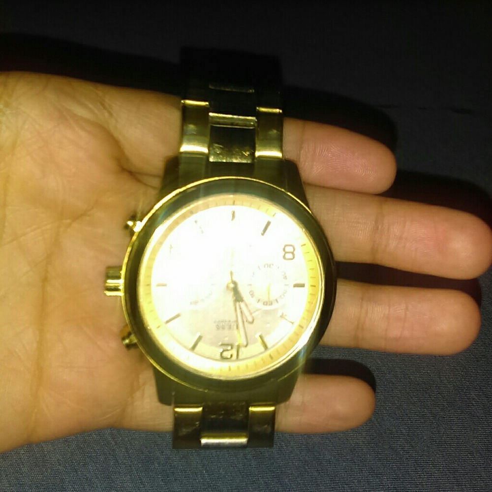 Guess Watch - Picture 1 of 3