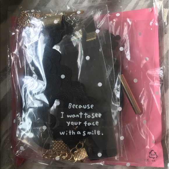 5 PEICE BLACK CHOKER WOMANS NECK CANDY BUNDLE>NWT - Picture 5 of 5