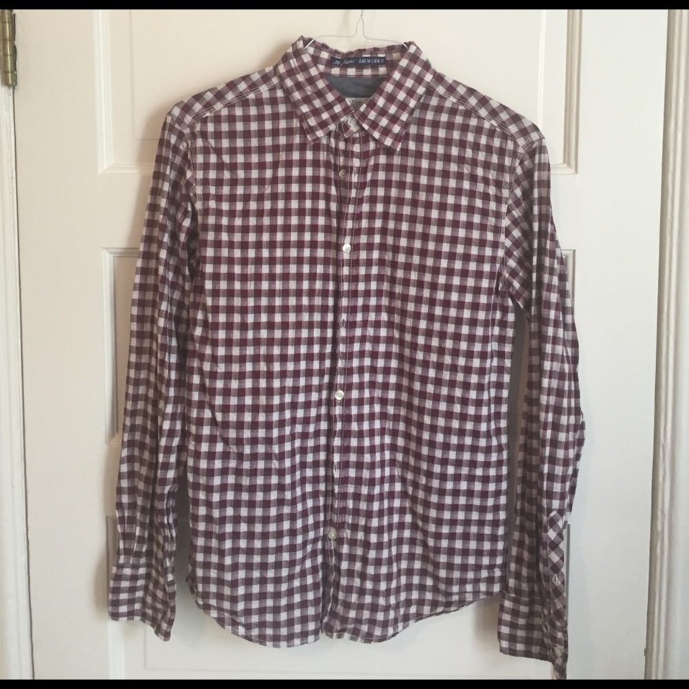 Men's casual button down