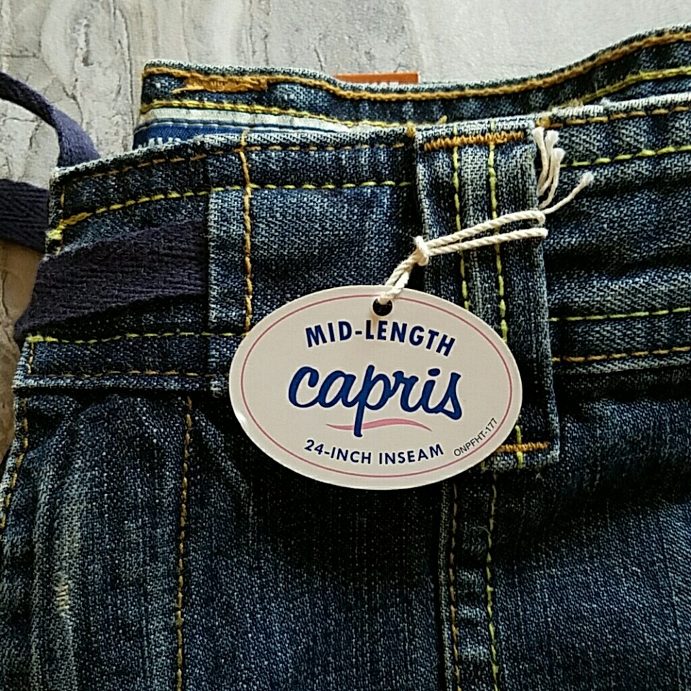 New! Old Navy Capris - Picture 3 of 6