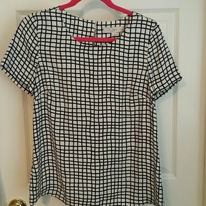 Black & white blouse