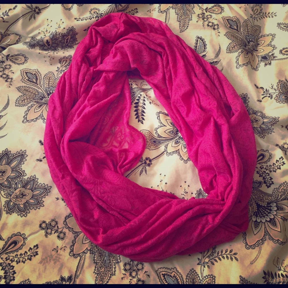 Infinity scarf
