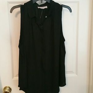 Sleeveless ruffle blouse