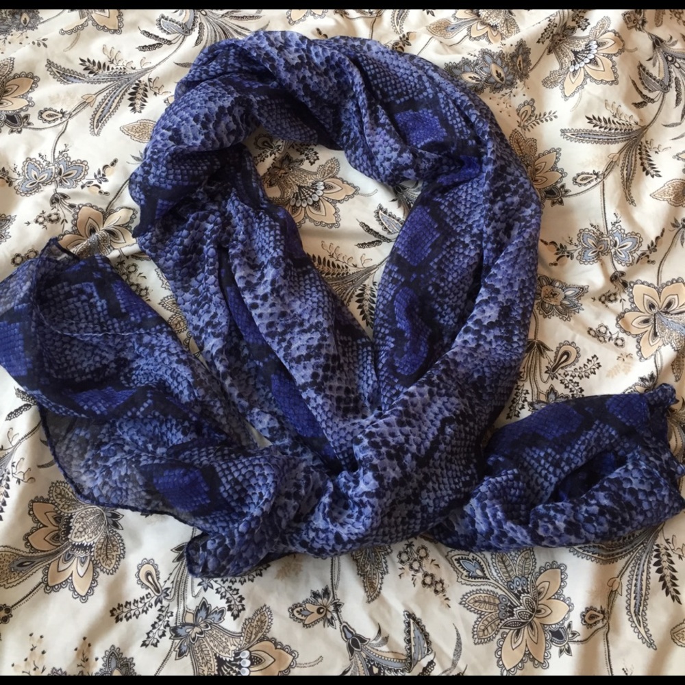 Scarf