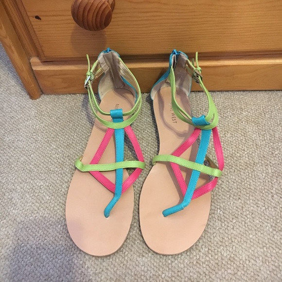Nine West sandals - Picture 1 of 4