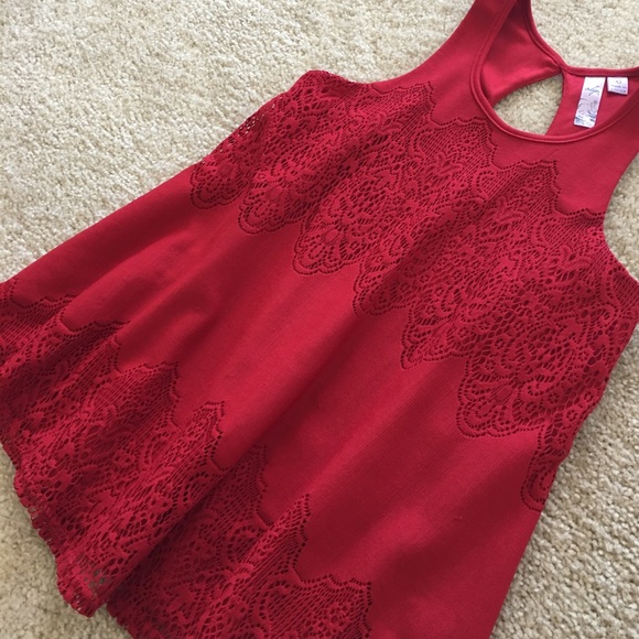 New! Francesca's Alya Red Lace Tank - Picture 2 of 4