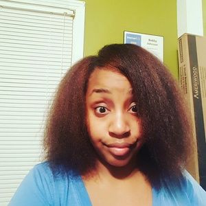 Meet your Posher, April