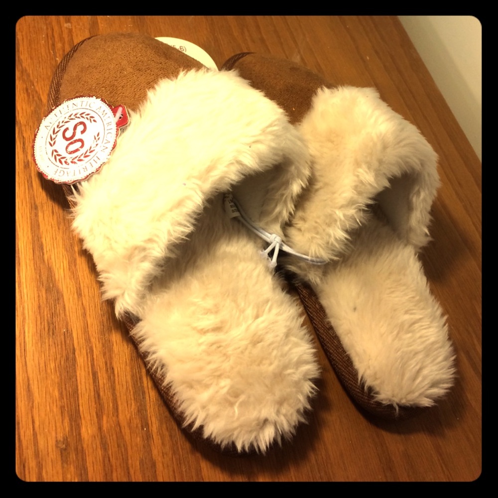 NWT slippers
