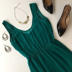 Zara • Green maxi dress